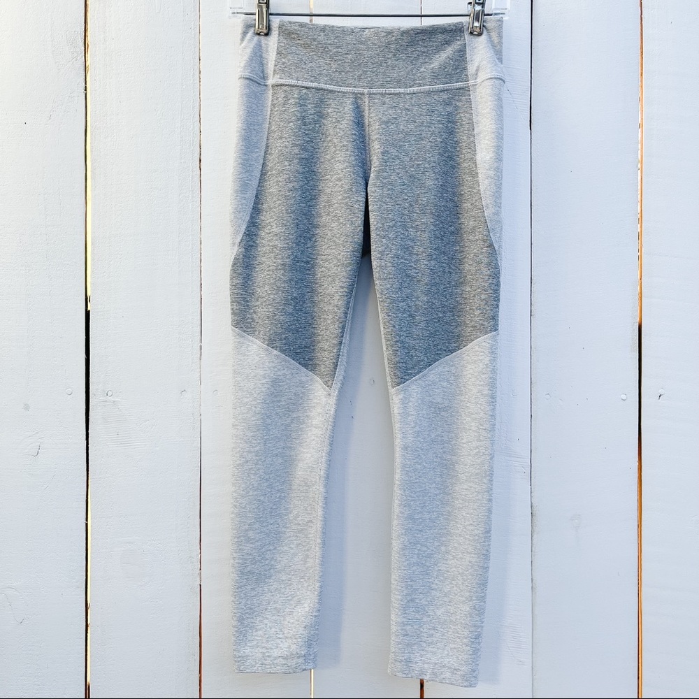Outdoor Voices Two-Tone Warmup Crop Leggings Ash Dove Dark Grey Light Gray Small - Picture 6 of 16